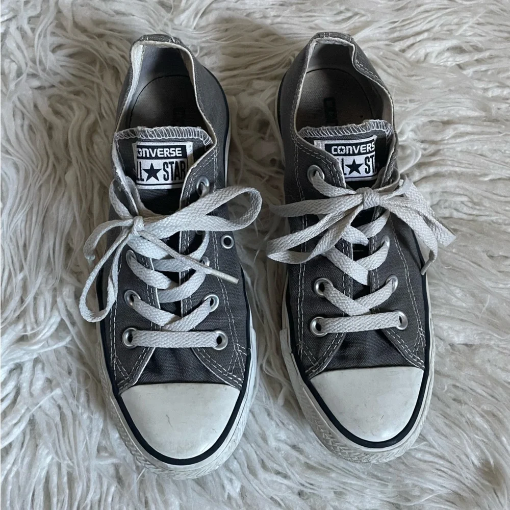 Converse Charcoal Gray Chuck Taylor All Star Classic Low Top Canvas Sneakers 6